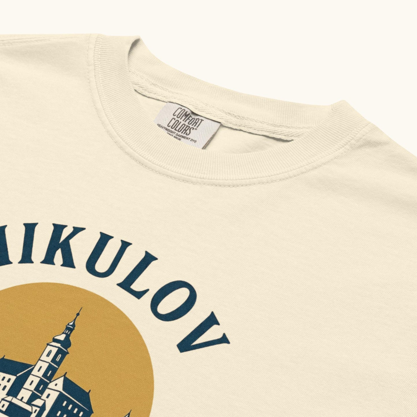 Mikulov Czech Republic t-shirt with illustration of Mikulov Castle and vineyards in South Moravia.