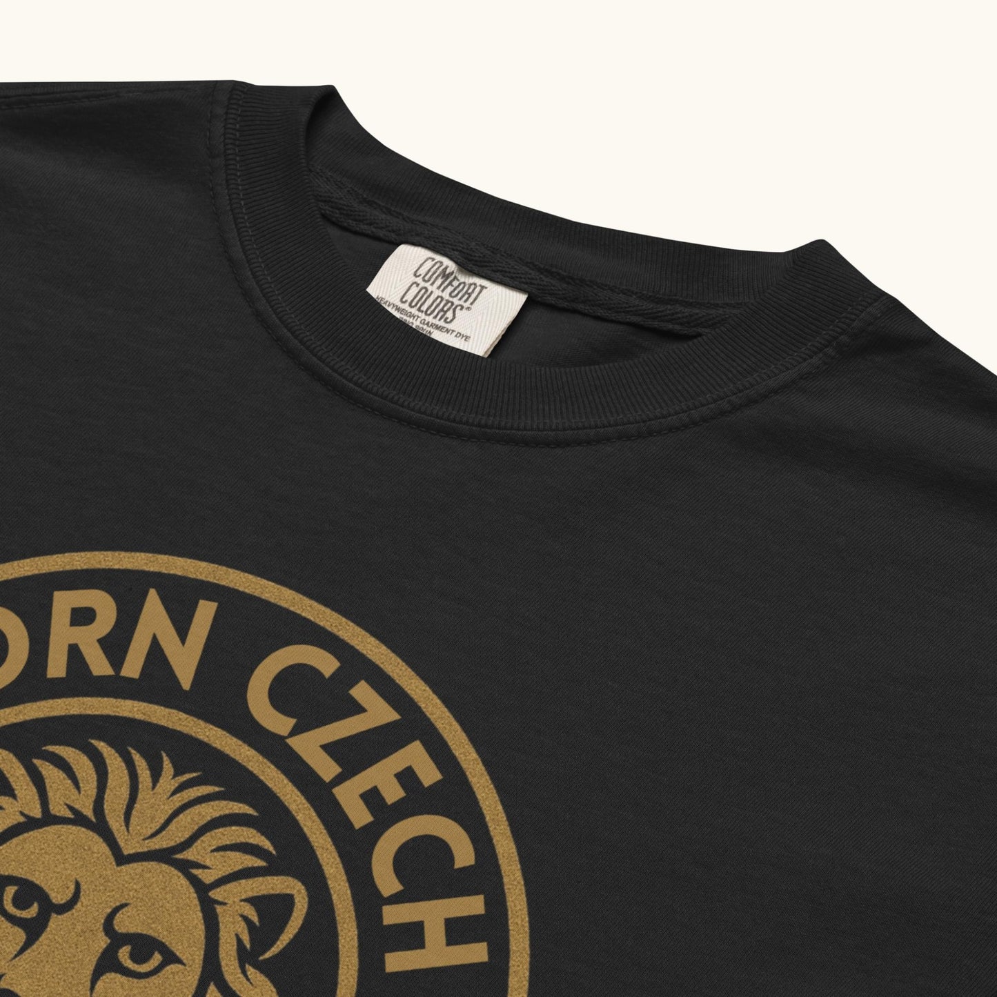 Men’s t-shirt with Czech lion emblem and the phrase Born Czech Live Proud
