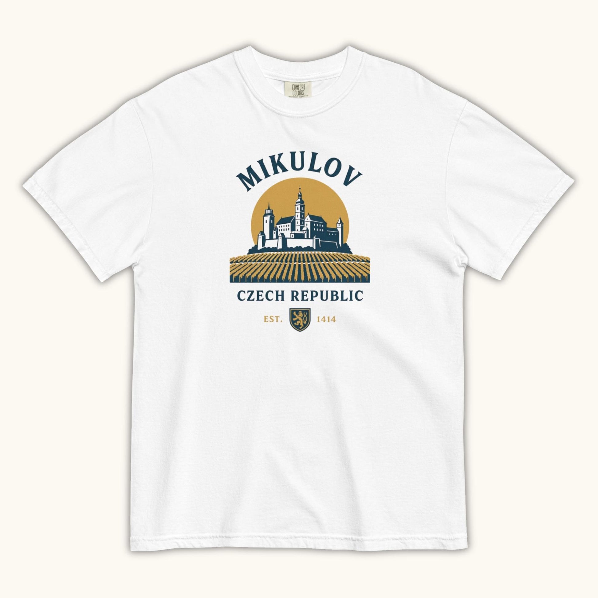 Mikulov Czech Republic t-shirt with illustration of Mikulov Castle and vineyards in South Moravia.
