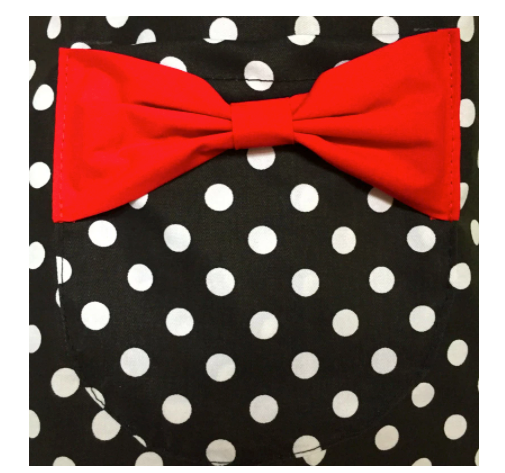 Polka Dot Apron with Lace and Pockets (8 variants)